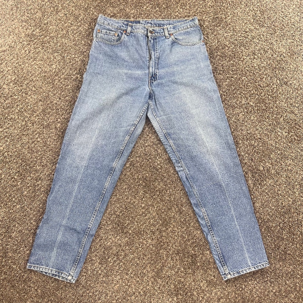 1999 Vintage Levi’s 550
